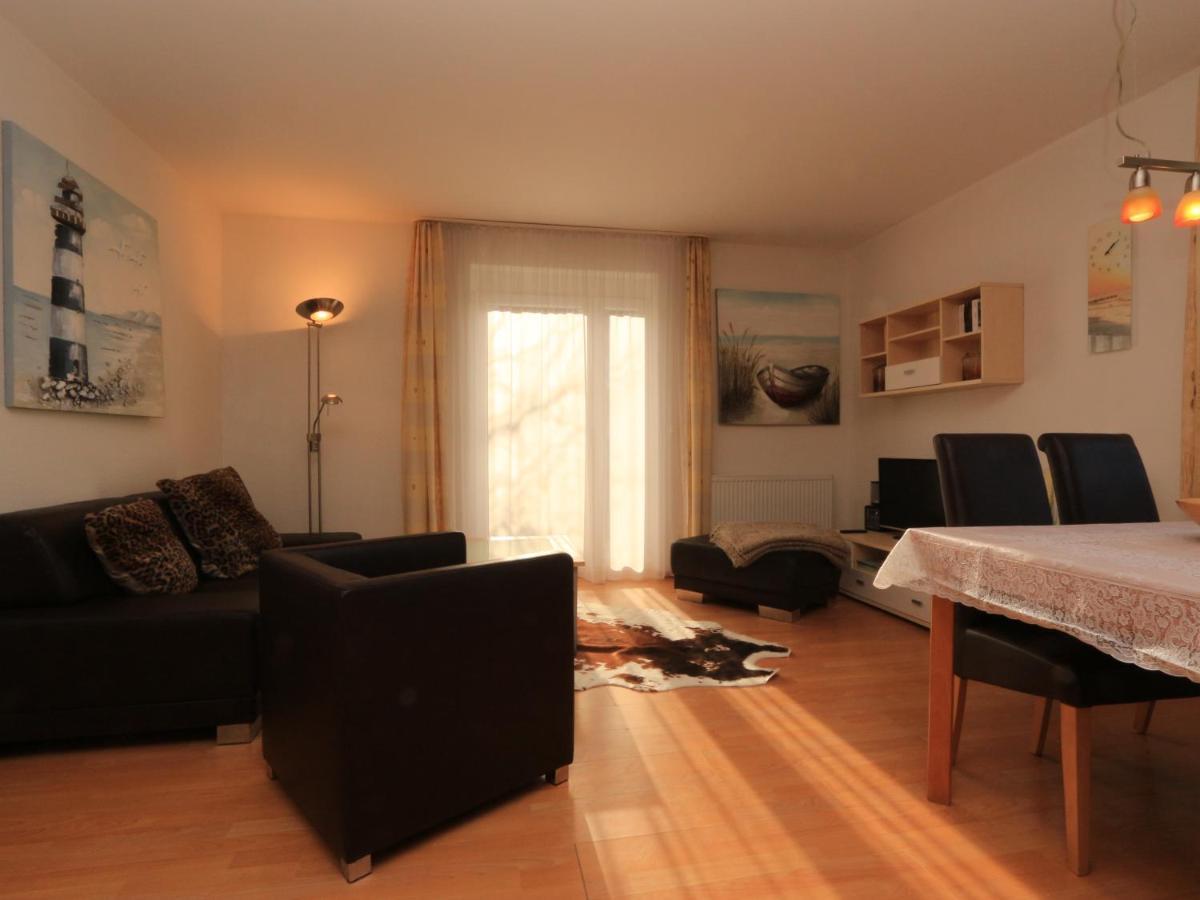 Ferienhaus Ahorn Mit Garten In צינוביץ מראה חיצוני תמונה